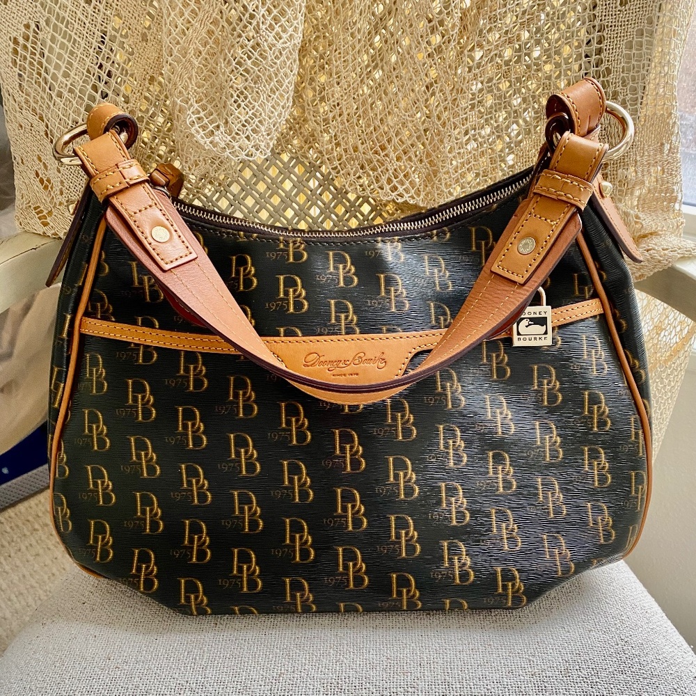 Dooney and Bourke east west Collins bag